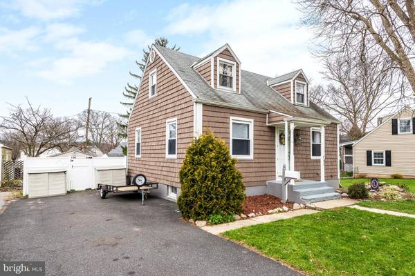 845 MAPLE RD, Hellertown, PA 18055