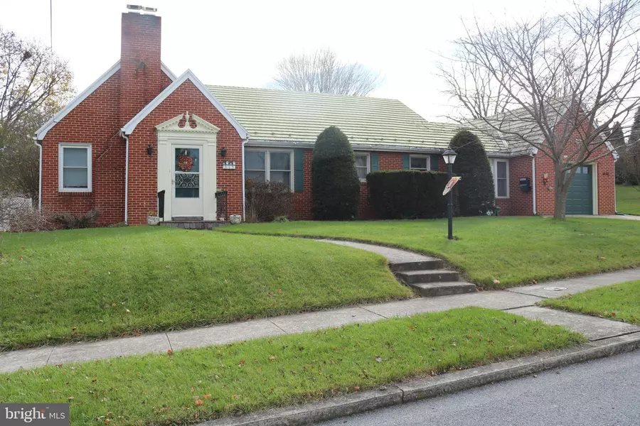 315 HARRISON AVE, Waynesboro, PA 17268