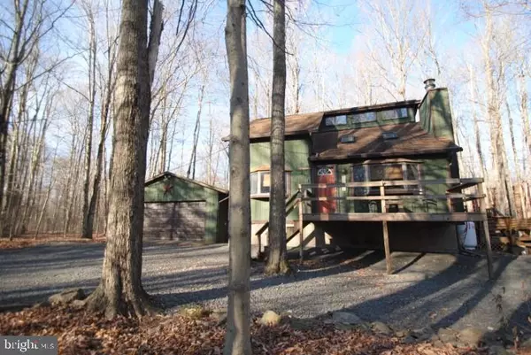 269 PAXINOS DR, Pocono Lake, PA 18347