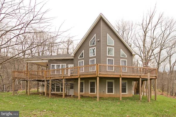 589 NORTHERN SPY DR, Linden, VA 22642