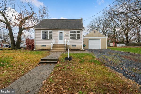 1501 WHITNEY AVE, Westville, NJ 08093