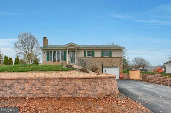 1 CRAIG RUN RD, Duncannon, PA 17020