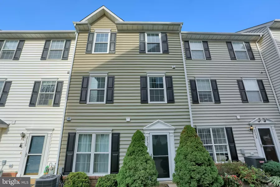 2132 BRISTOL DR #8, Frederick, MD 21702