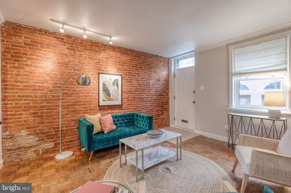 Philadelphia, PA 19147,919 S BODINE ST