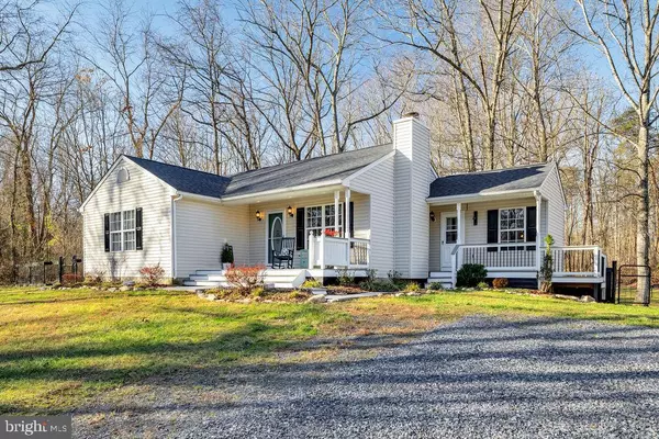 Hume, VA 22639,5349 FOX RUN LN