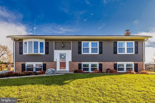 10087 QUAIL KNOB LN, Frederick, MD 21702