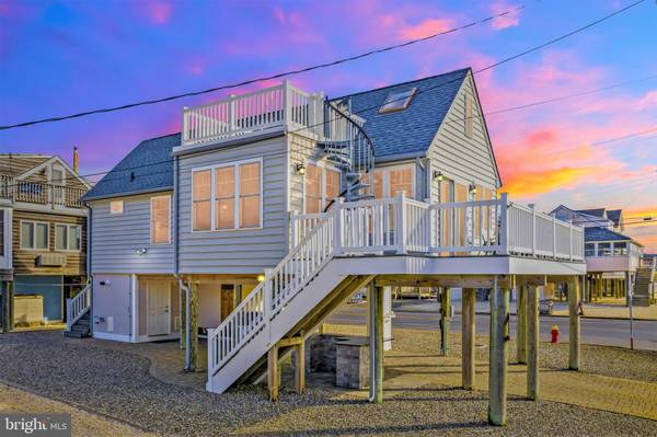 201 W 28TH ST, Ship Bottom, NJ 08008