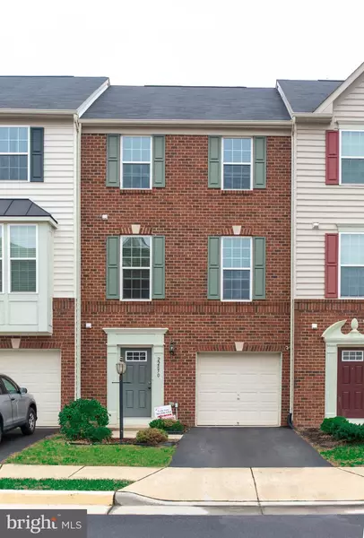 22870 CHESTNUT OAK TER, Sterling, VA 20166