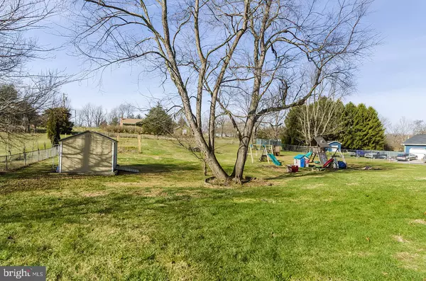 Kearneysville, WV 25430,1633 BRUCETOWN RD