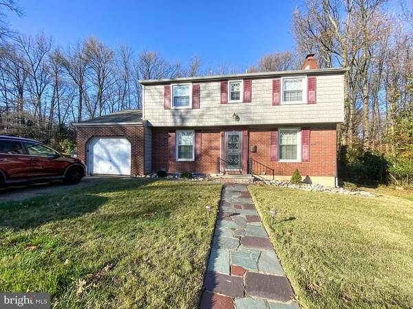 39 N CLIFFE DR, Wilmington, DE 19809