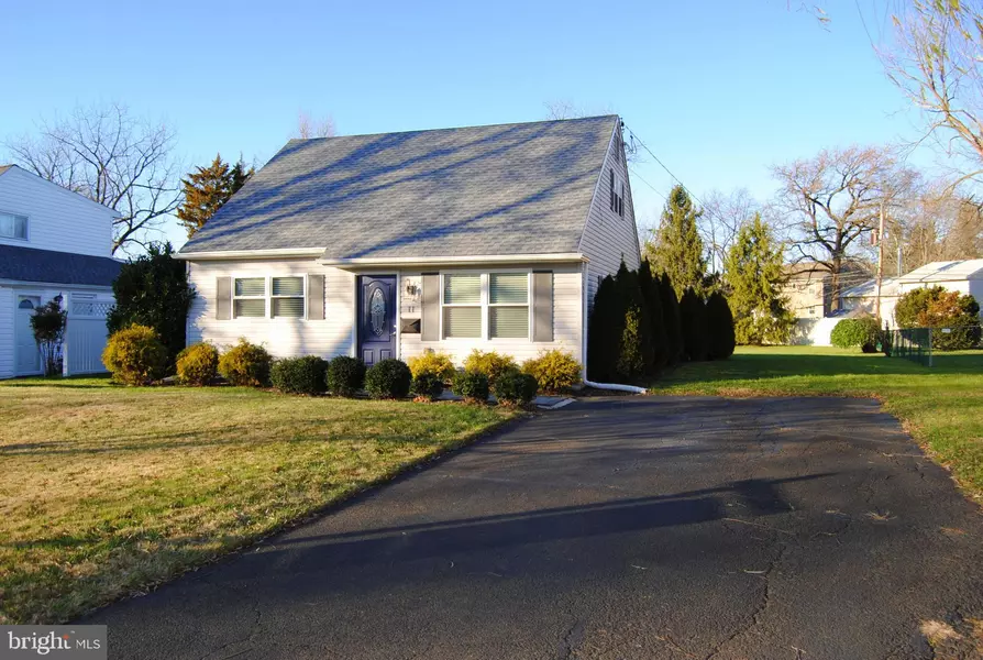 11 PARK AVE, Hatboro, PA 19040