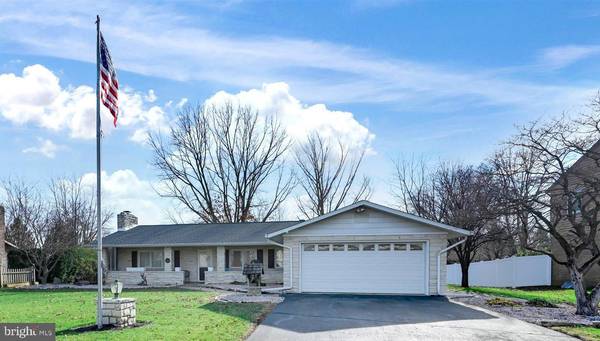 280 ROBIN DALE DR, Leola, PA 17540