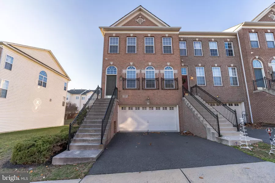 16386 GANGPLANK LN, Woodbridge, VA 22191