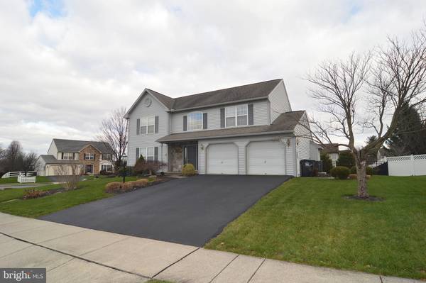 201 CAPRI LN, Blandon, PA 19510