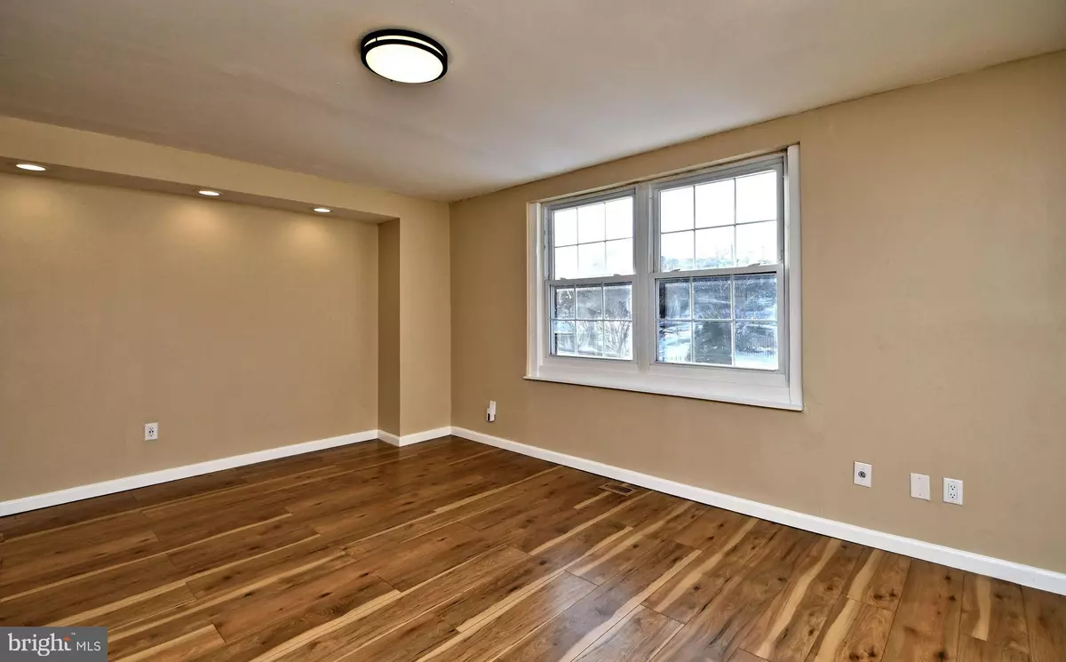 Philadelphia, PA 19139,654 N MAY PL