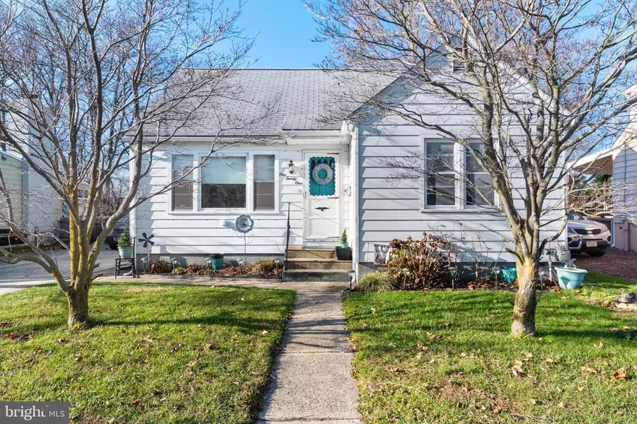 121 WILLIAM PENN AVE, Pennsville, NJ 08070