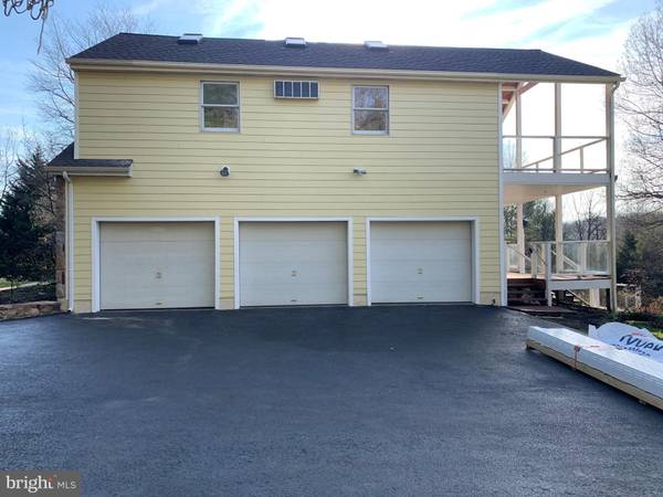 Landenberg, PA 19350,5 HILLSIDE LN