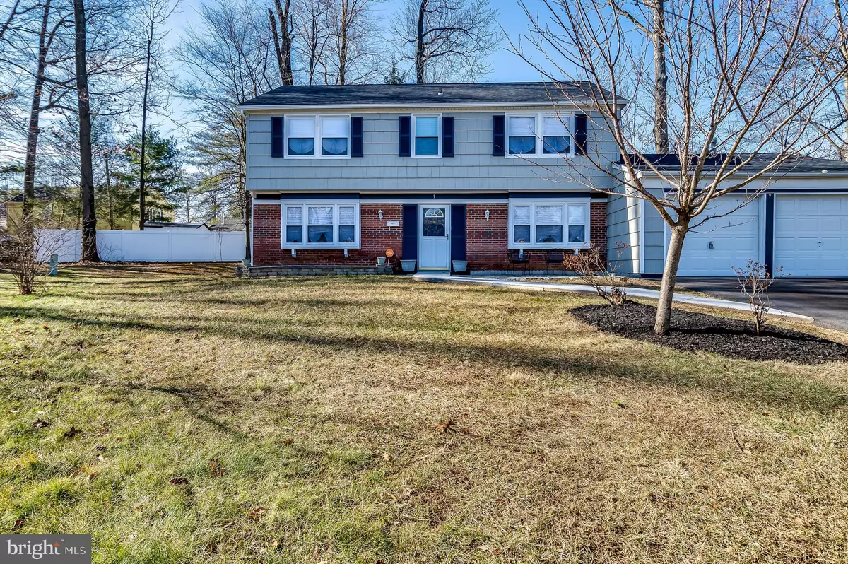 Willingboro, NJ 08046,9 EMERALD CT