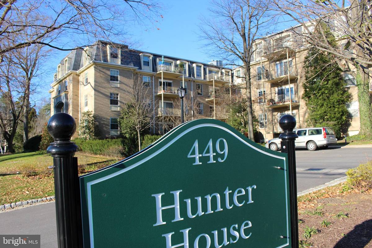 Haverford, PA 19041,449 W MONTGOMERY AVE #205