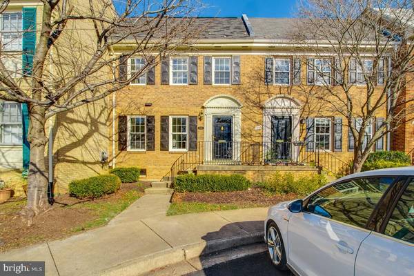 7441 HALLCREST DR, Mclean, VA 22102