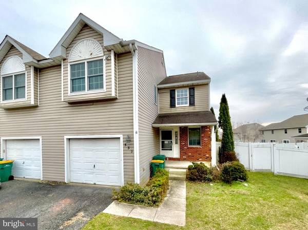 532 MEADOW LN, Pennsburg, PA 18073