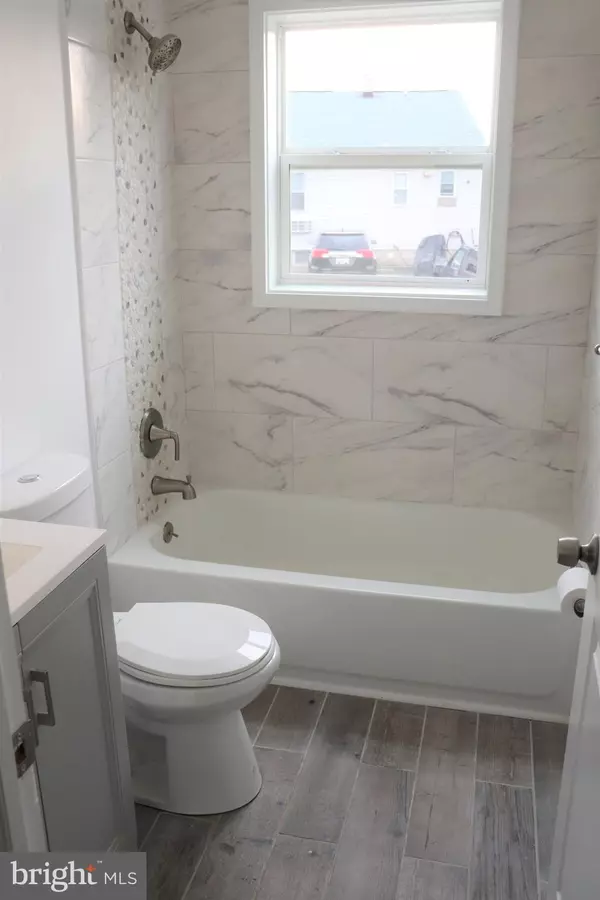 Baltimore, MD 21222,1718 EVERGREEN DR