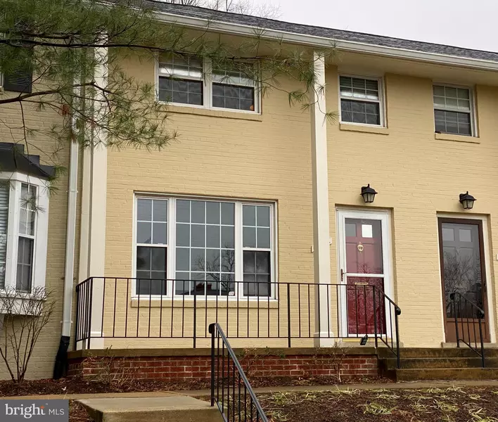 3824 JAY AVE, Alexandria, VA 22302