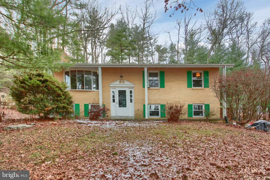 48 SCHOOL HOUSE RD, Gardners, PA 17324