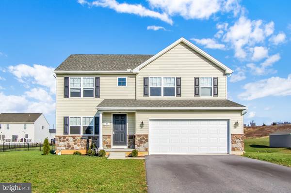 155 FARM HOUSE LN, York, PA 17408