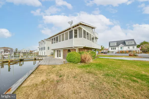 Fenwick Island, DE 19944,502 GLENN AVE