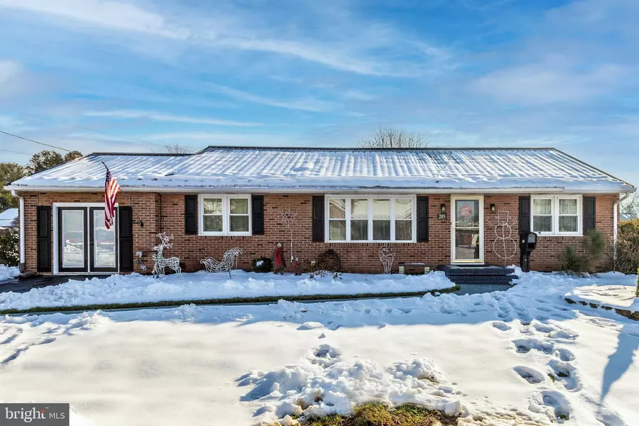 205 SOUTH LANDIS, Waynesboro, PA 17268