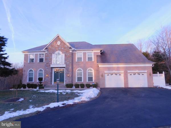 1737 MOUNTAIN LAKE ROAD, Hedgesville, WV 25427