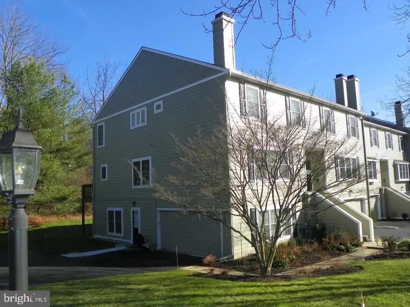 301 PRINCETON CIR, Newtown Square, PA 19073