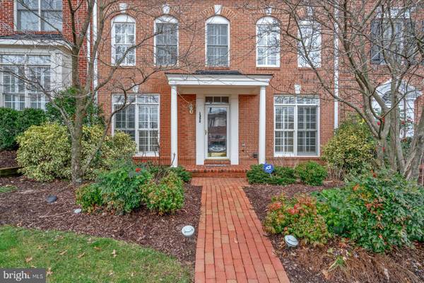 1392 INGLESIDE AVE, Mclean, VA 22101