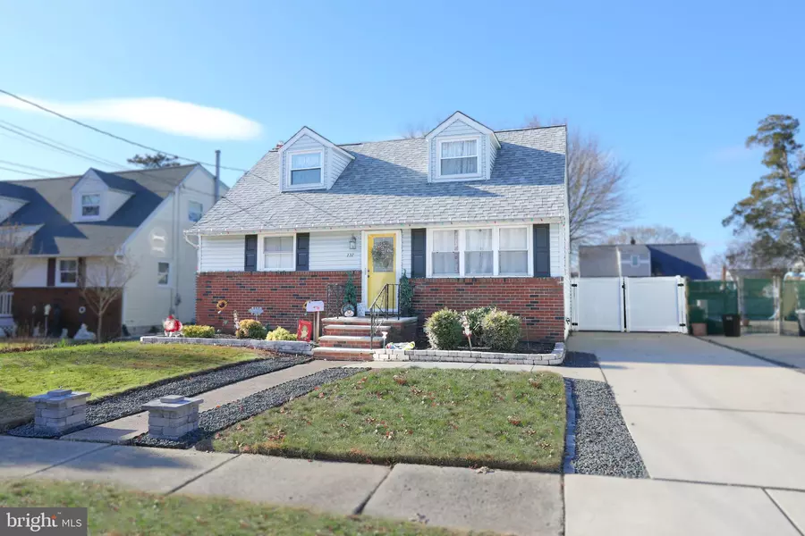 332 WARREN AVE, Bellmawr, NJ 08031