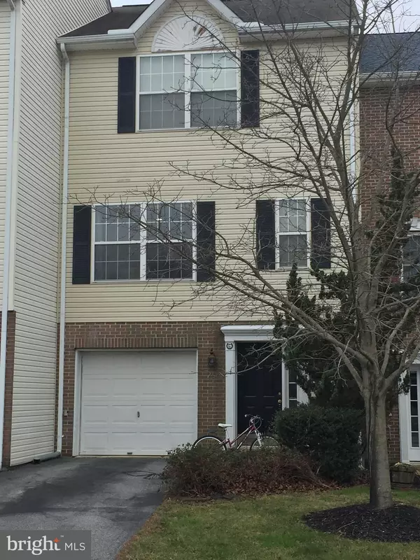 6 HIGHLAND CIR, Newark, DE 19713