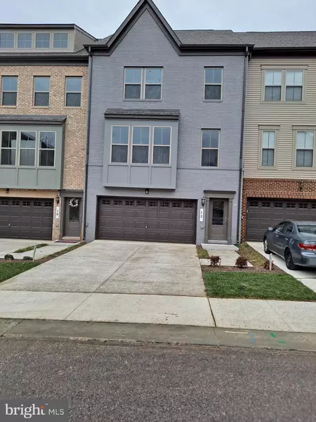 12 ALBANY PL, Upper Marlboro, MD 20774