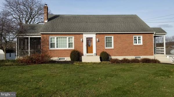 304 SCHOOL RD, Denver, PA 17517