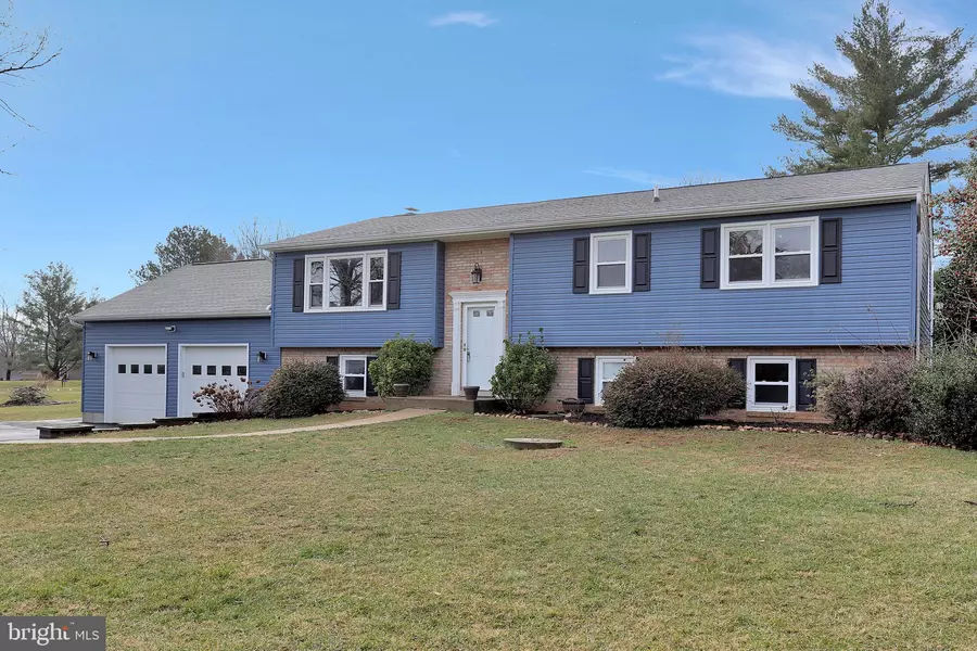 4587 HILLSIDE CT, Warrenton, VA 20187