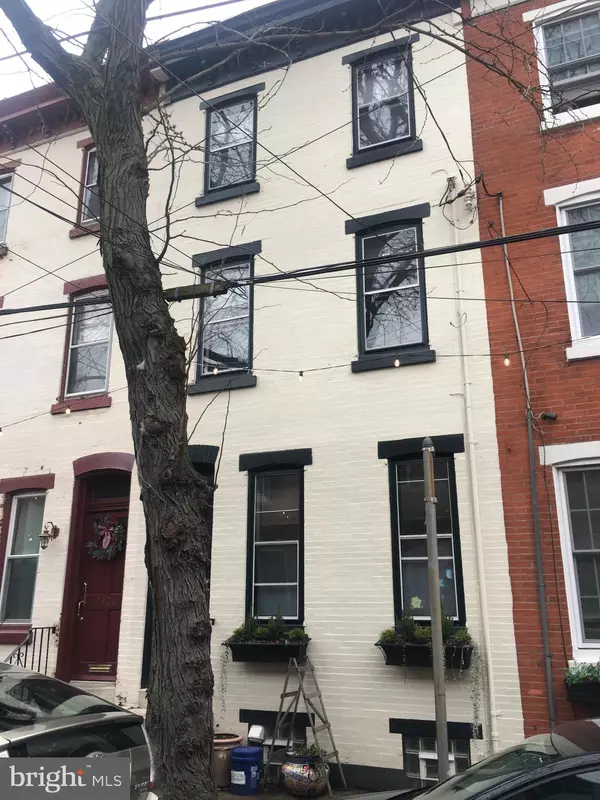 2428 MEREDITH ST, Philadelphia, PA 19130