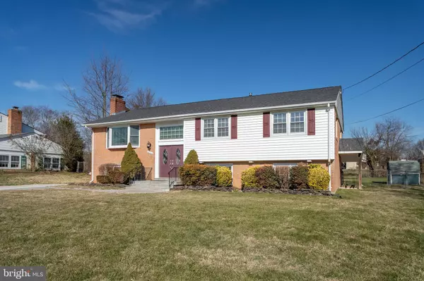 10714 AMES ST, Fairfax, VA 22032