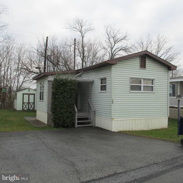 39 JEFFREY RD, Gordonville, PA 17529