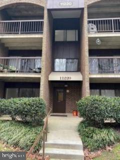 11220 CHESTNUT GROVE SQ #13, Reston, VA 20190