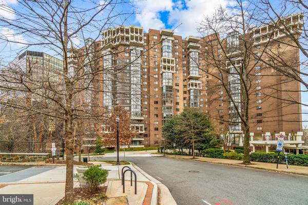 1600 N OAK ST #1505, Arlington, VA 22209