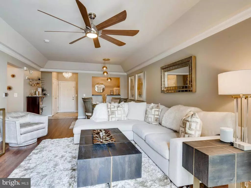 Odenton, MD 21113,8608 FLUTTERING LEAF TRL #208