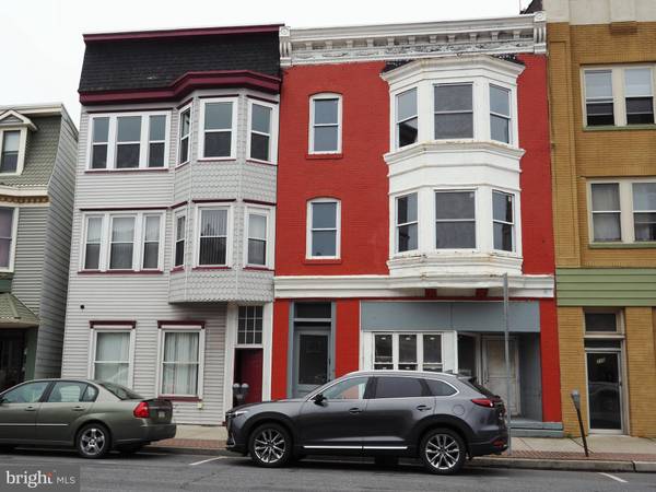 242 E BROAD ST, Tamaqua, PA 18252