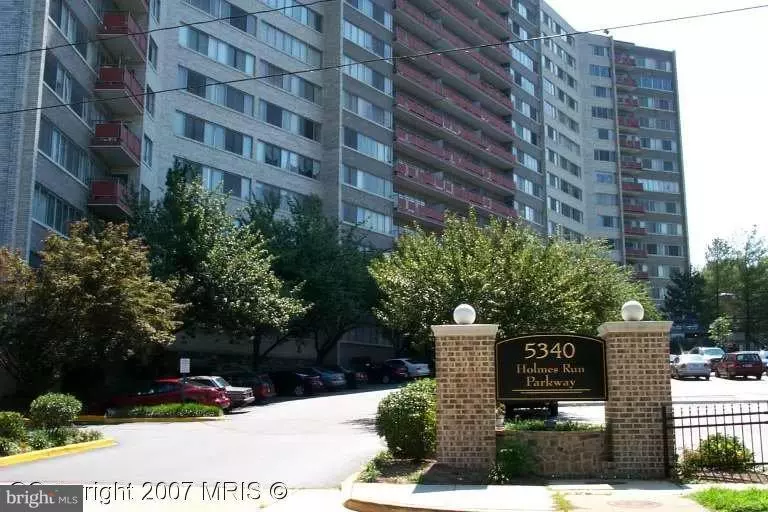 5340 HOLMES RUN PKWY #1212, Alexandria, VA 22304