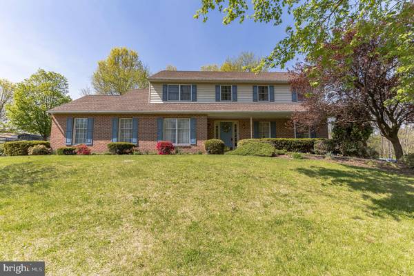 20 PINE LN, Douglassville, PA 19518