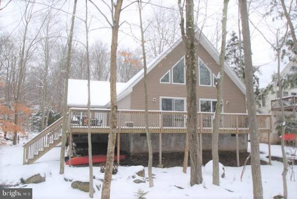 286 N. ARROW DR., Pocono Lake, PA 18347