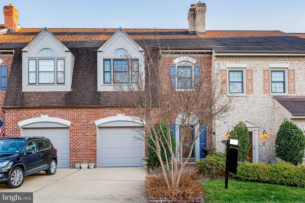 6313 CHAUCER LN, Alexandria, VA 22304